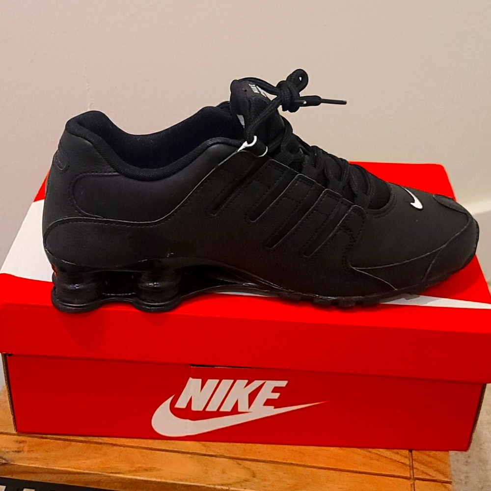 Nike shock nz euro NWT  factory